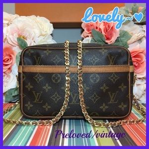 Louis Vuitton Authentic Compiegne 23 Clutch